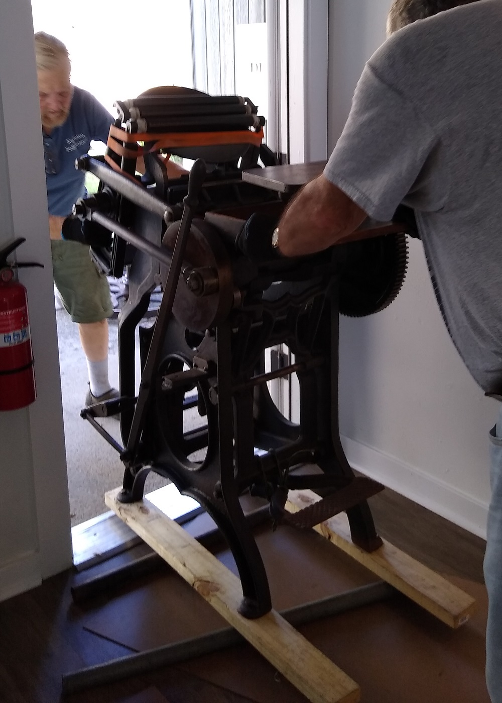 Moving Press over
threshhold Moving Press
over threshhold